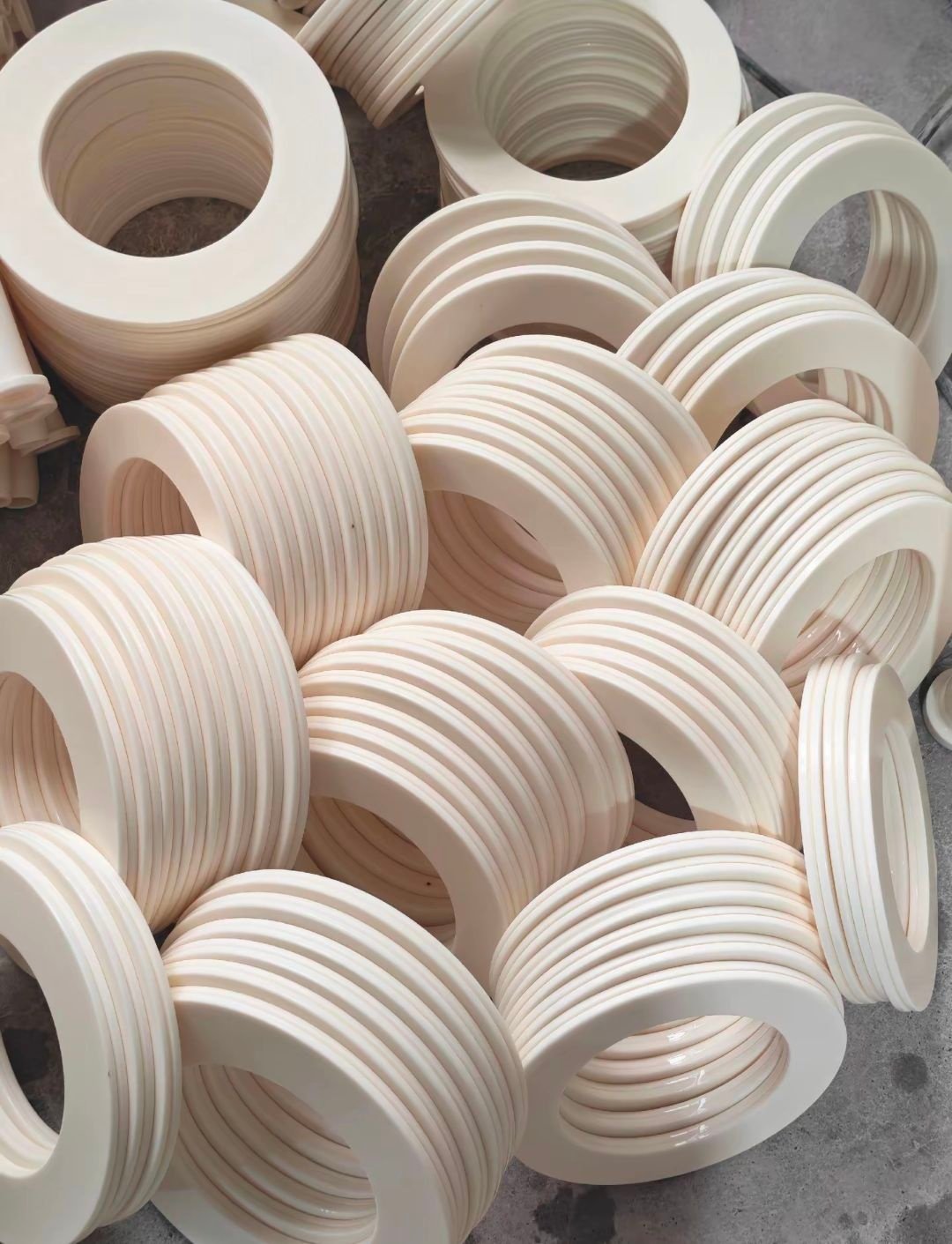 Alumina Rings, Seals and Washers