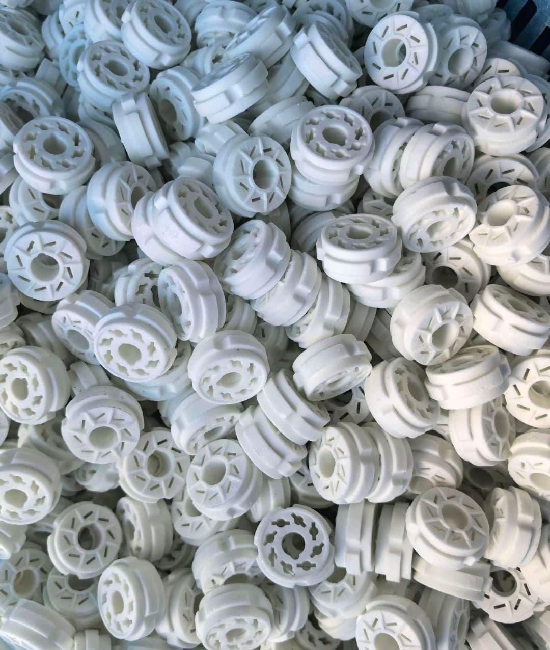 Customize steatite ceramic insulator